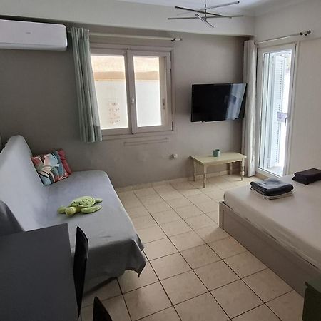 Honeybee4 - Cozy Studio Close To The Port, Airport & Athens Rafína Esterno foto